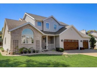 1407 Danbury Bay Waunakee, WI 53597