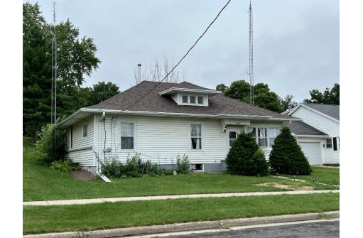 209 N Broad St, Argyle, WI 53504