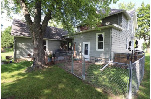 727 N Walnut St, Reedsburg, WI 53959