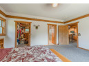 8925 Far View Rd, Mazomanie, WI 53560