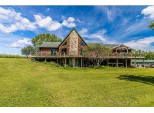 8925 Far View Rd Mazomanie, WI 53560