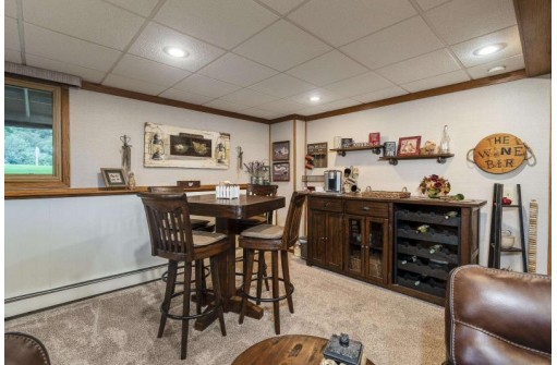 501 St Croix Ct, DeForest, WI 53532-1032