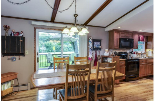 501 St Croix Ct, DeForest, WI 53532-1032