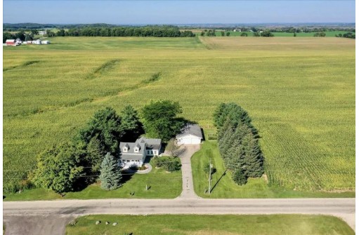 N1185 Poeppel Rd, Fort Atkinson, WI 53538