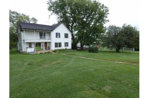 5105 Hwy 130, Dodgeville, WI 53533