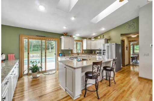 11569 N Bryant Rd, Fort Atkinson, WI 53538