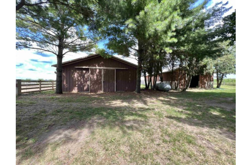 12541 E County Road M, Darien, WI 53114-1100