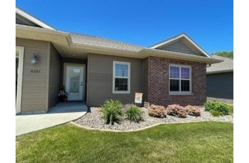 4305 Crossing Ln 4, Milton, WI 53563