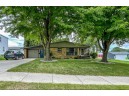 1025 Lawndale Dr, Beaver Dam, WI 53916