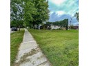 1025 Lawndale Dr, Beaver Dam, WI 53916