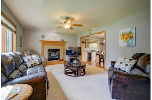 4702 Dream Ln, Madison, WI 53718