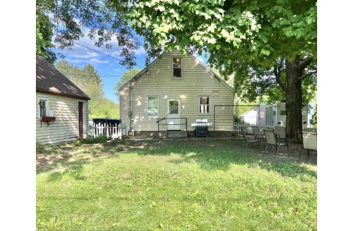 1432 S Willard Ave, Janesville, WI 53546-5439