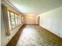 1519 N Claremont Dr, Janesville, WI 53545