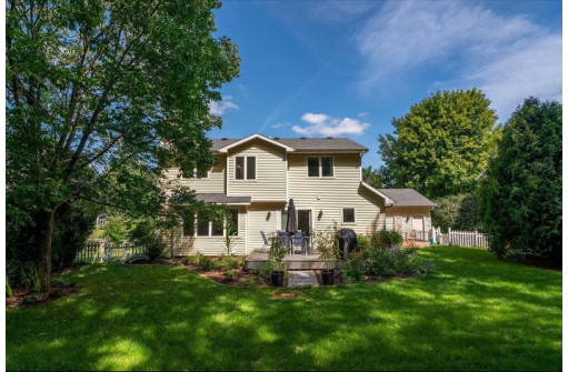 265 Military Ridge Dr, Verona, WI 53593