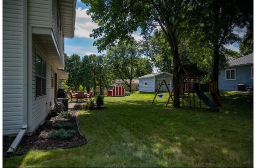 949 N Dewey Ave, Reedsburg, WI 53959