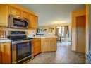 1211 Gas Light Dr, Sun Prairie, WI 53590