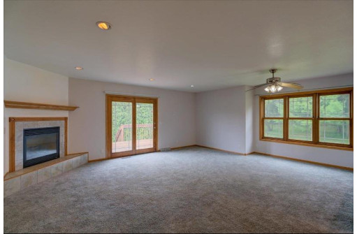 300 Wildfire Ct, Milton, WI 53563