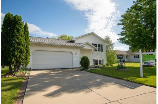 307 Valley Glen Ct, Baraboo, WI 53913