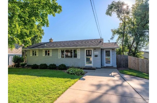 4709 Camden Rd, Madison, WI 53716