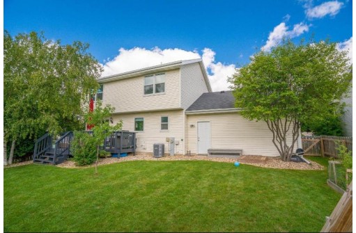 6537 Appleglen Ln, Madison, WI 53719