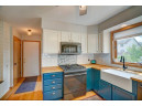 6537 Appleglen Ln, Madison, WI 53719