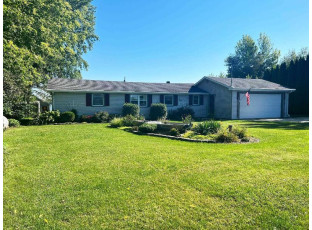 W10318 Sunny Point Rd Beaver Dam, WI 53916