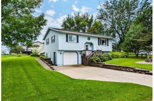 313 W Valley St, Dodgeville, WI 53533