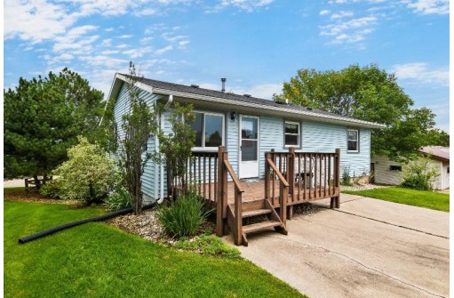 313 W Valley St, Dodgeville, WI 53533