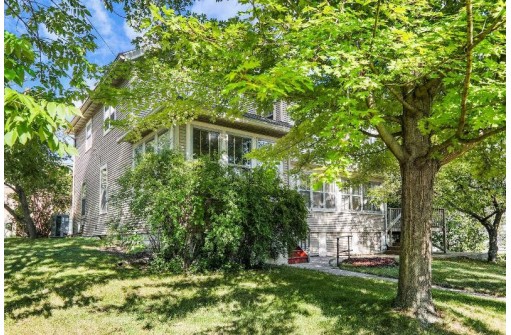 137 Proudfit St, Madison, WI 53715