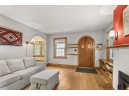 1315 Hoven Ct, Madison, WI 53715