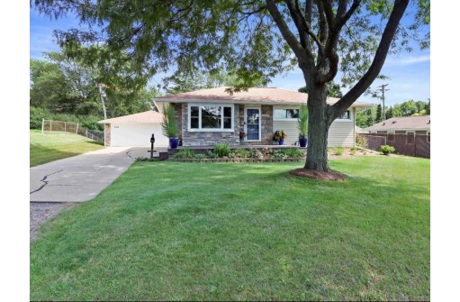 1133 Vernon Ave, Madison, WI 53716