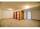 2758 Brooks Ridge Dr, Sun Prairie, WI 53590