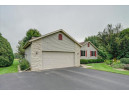 2758 Brooks Ridge Dr, Sun Prairie, WI 53590