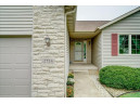 2758 Brooks Ridge Dr, Sun Prairie, WI 53590