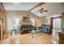 2758 Brooks Ridge Dr, Sun Prairie, WI 53590