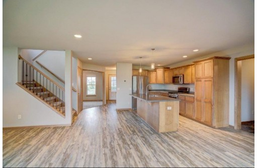 10235 Meandering Way, Verona, WI 53593