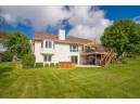 713 Parkway Dr, Mount Horeb, WI 53572