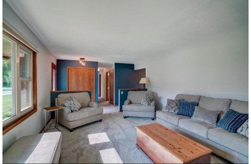 1272 Crossing Ridge, Sun Prairie, WI 53590