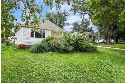 209 Silver Rd, Madison, WI 53714