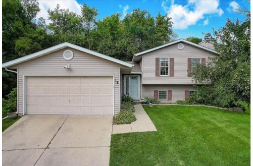 14 Sedona Ct, Madison, WI 53719