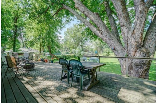 5405 Midmoor Rd, Monona, WI 53716