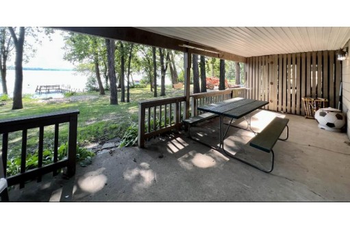 W2219 Hickory Rd, Green Lake, WI 54941