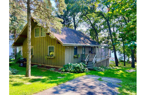 W2219 Hickory Rd, Green Lake, WI 54941