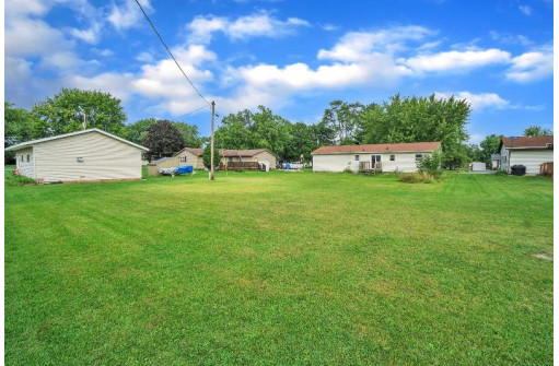 404 14th St, Brodhead, WI 53520