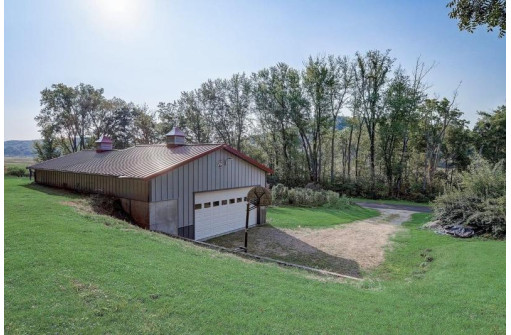 7428 County Road Y, Lodi, WI 53555