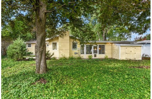 5420 Herro Ln, Madison, WI 53716-3214