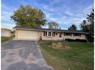 11682 Center Hill Rd Darlington, WI 53530