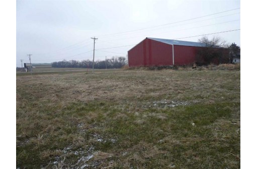 275 Hwy 12/18, Cambridge, WI 53523