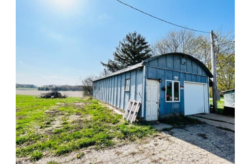 4205 Ridge Rd, Deerfield, WI 53531