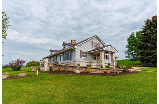 2773 County Road H, Barneveld, WI 53507